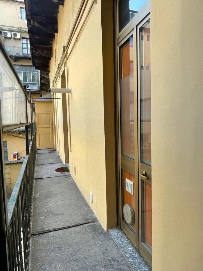 Centralissimo Appartamento Su Due Livelli 1 Турин Экстерьер фото